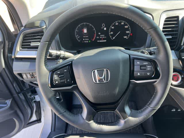 2026 Honda Odyssey Touring - Photo 17