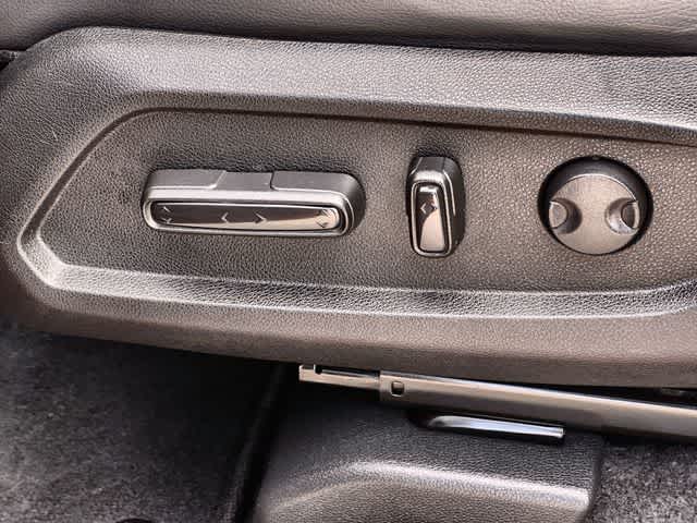 2023 Honda Pilot Touring - Photo 31