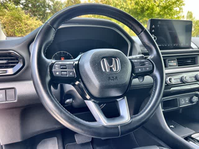2023 Honda Pilot Touring - Photo 17