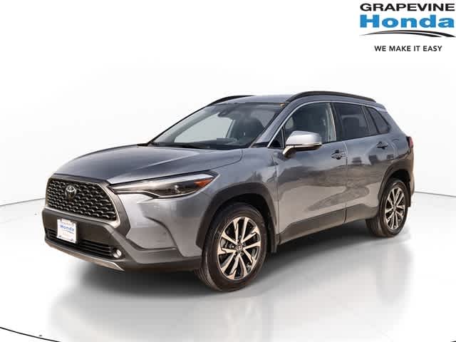 2022 Toyota Corolla Cross XLE