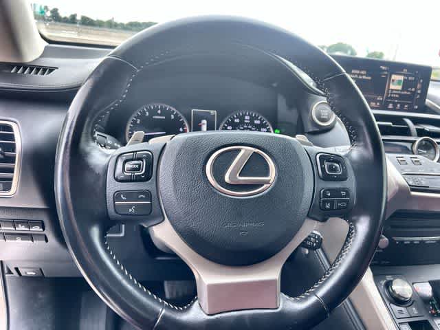 2020 Lexus NX 300 - Photo 17