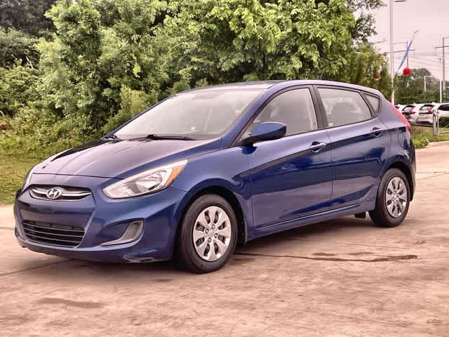 2015 Hyundai Accent 5-Door GS