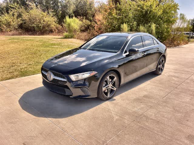 2019 Mercedes-Benz A 220 A 220