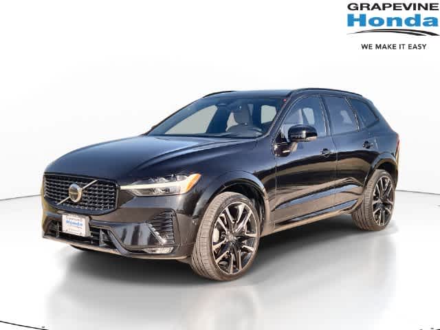 2024 Volvo XC60 Ultimate Dark Theme