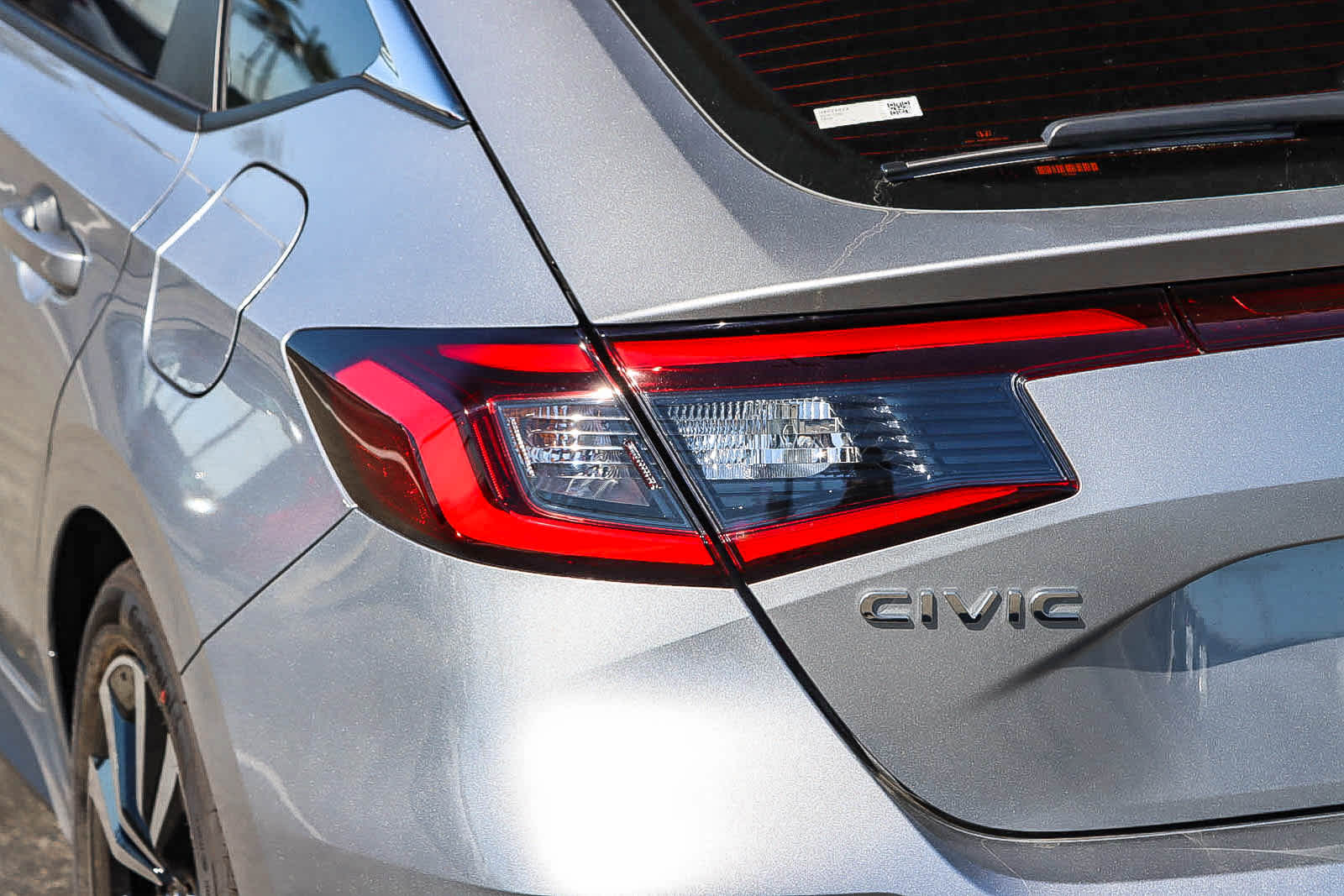 2024 Honda Civic Hatchback EX-L 9