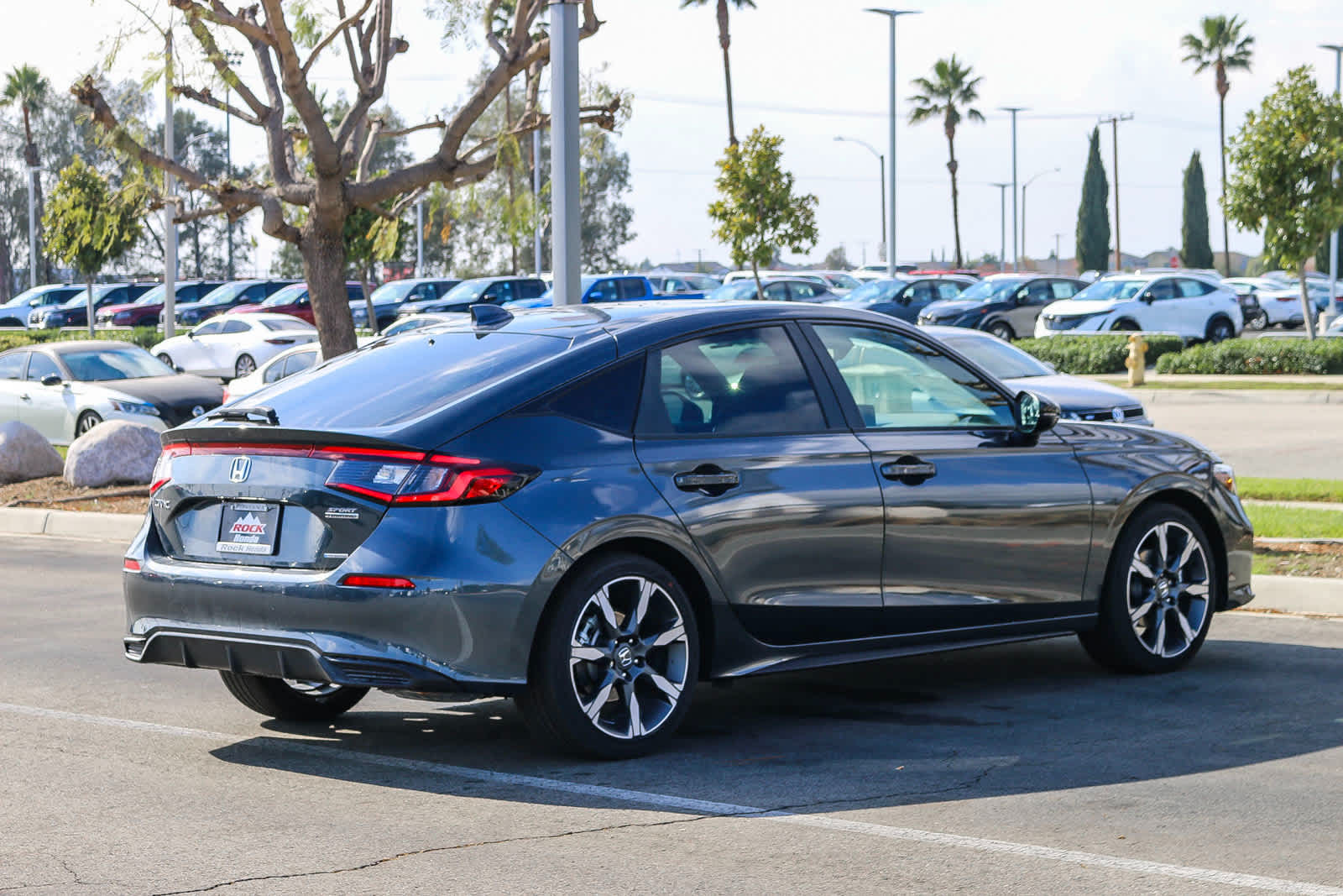 2025 Honda Civic Hatchback Hybrid Sport Touring 9