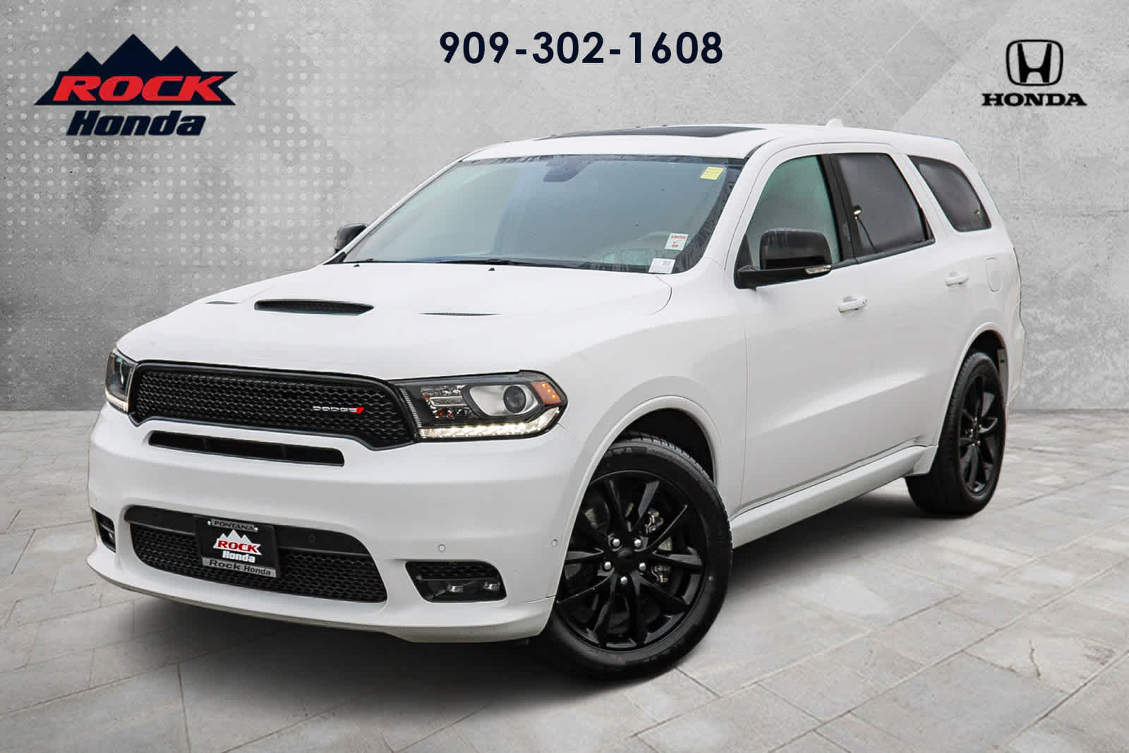 White Knuckle Clearcoat 2018 Dodge Durango R/T RWD SUV / Crossover Rear-Wheel Drive 8-Speed Automatic