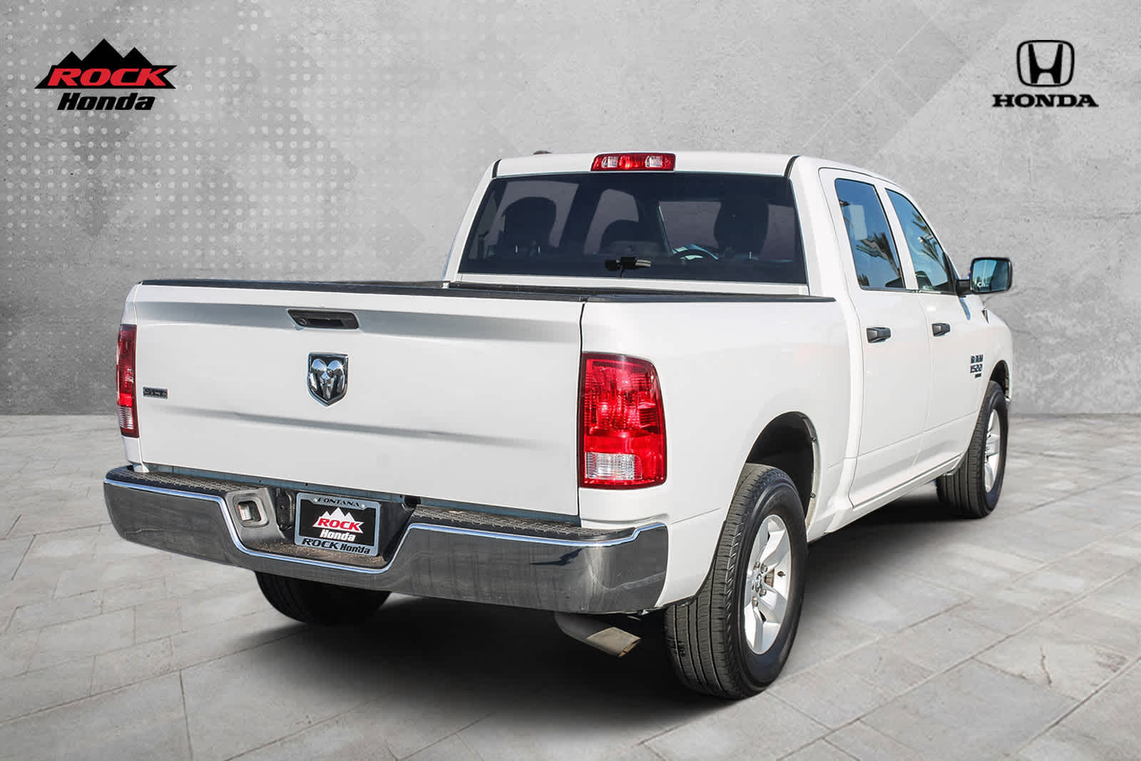 2022 Ram 1500 Classic SLT 4x2 Crew Cab 57 Box 8