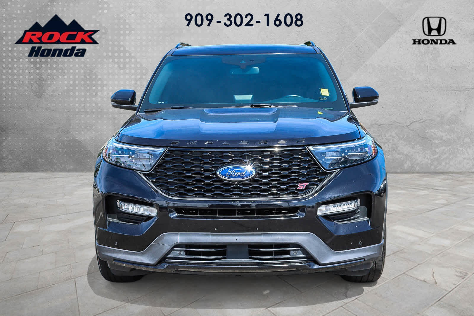 View vehicle photo 2