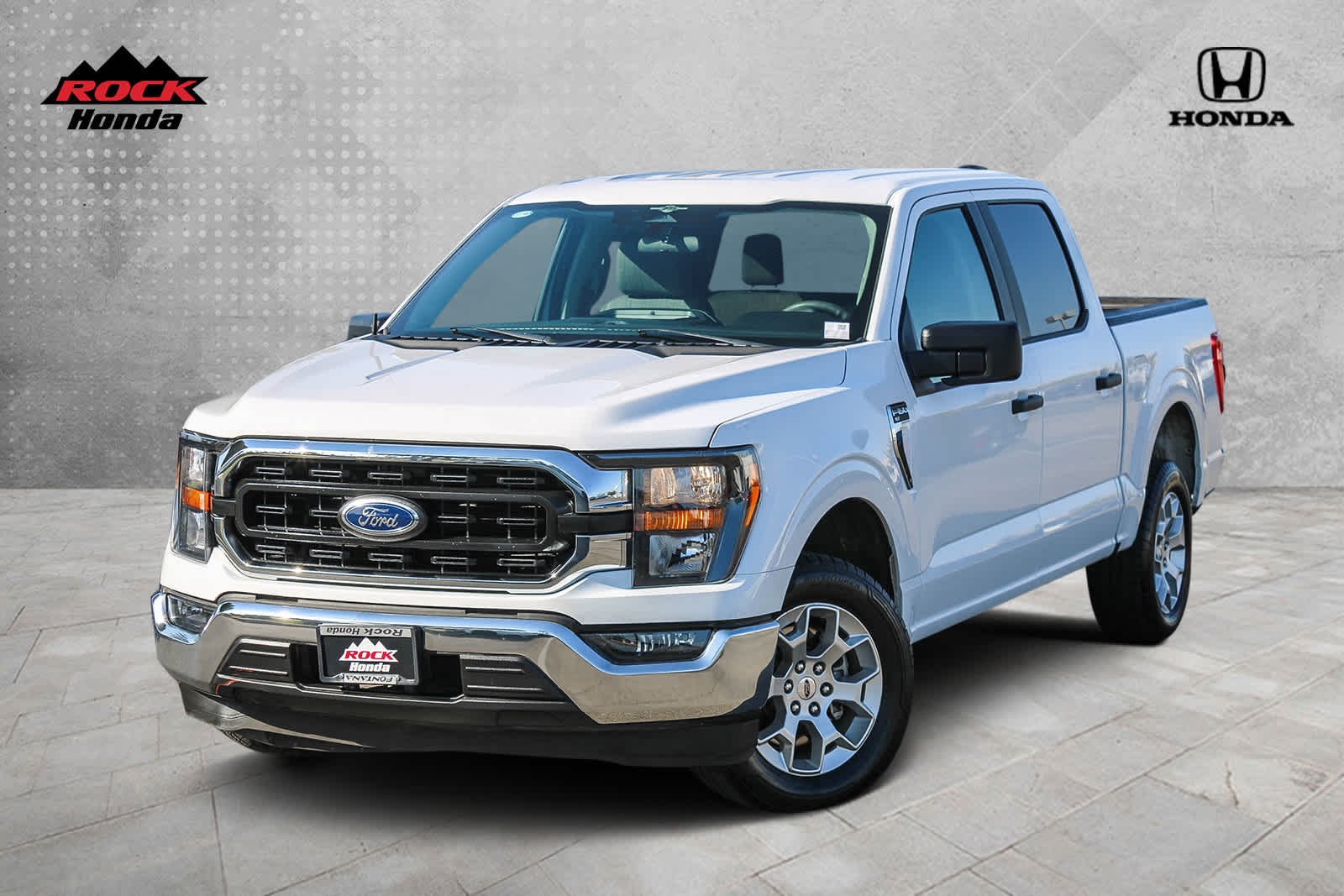 2023 Ford F-150 XLT 2WD SuperCrew 5.5 Box 1