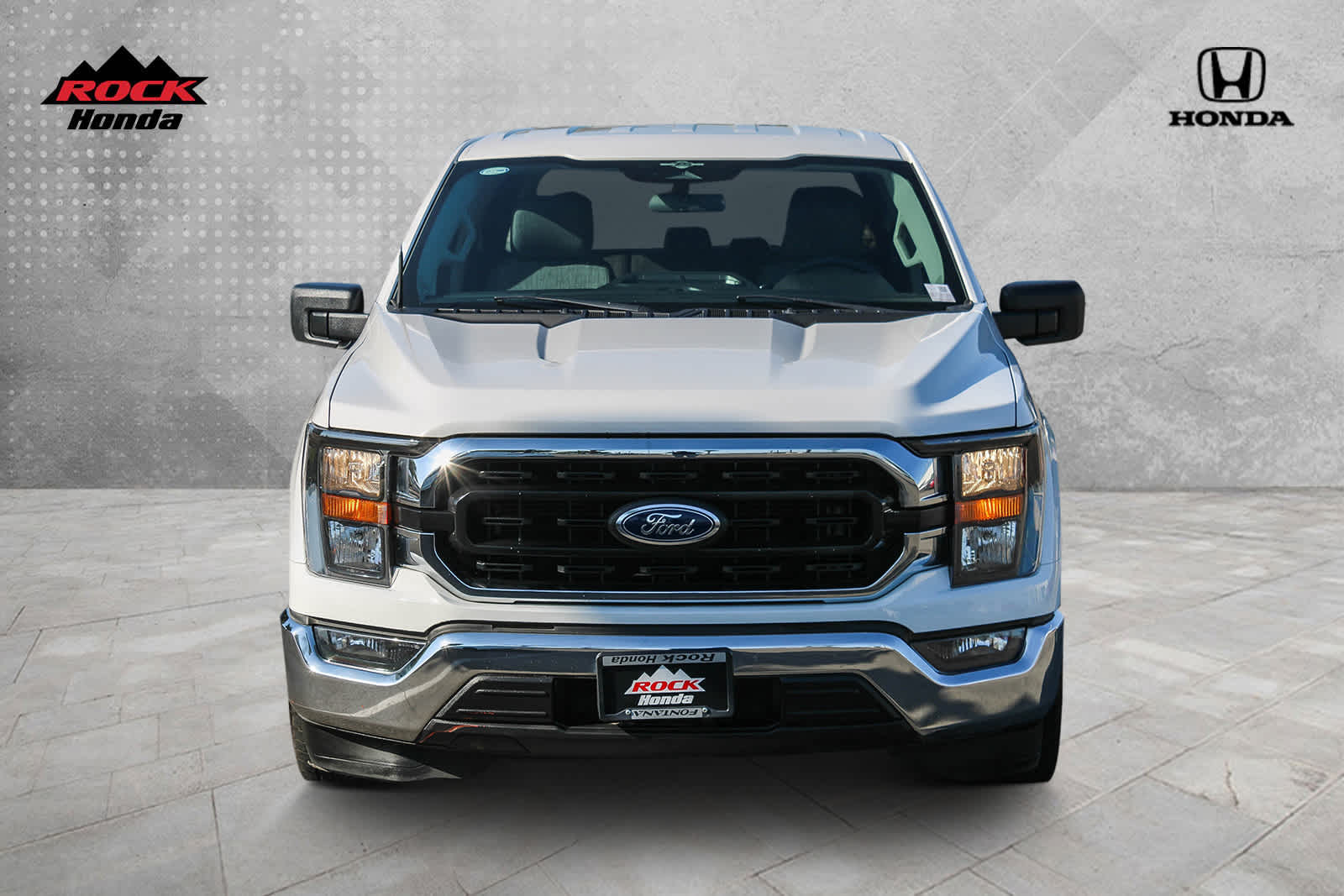 2023 Ford F-150 XLT 2WD SuperCrew 5.5 Box 2