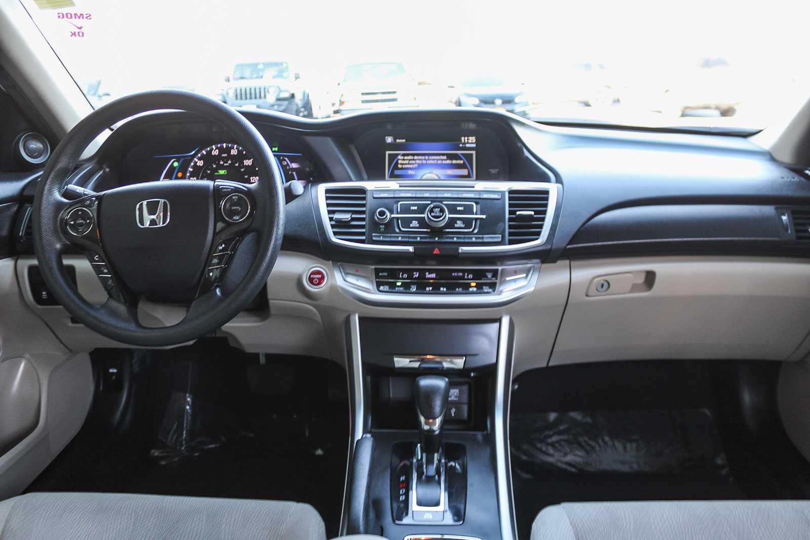 2015 Honda Accord Hybrid  12