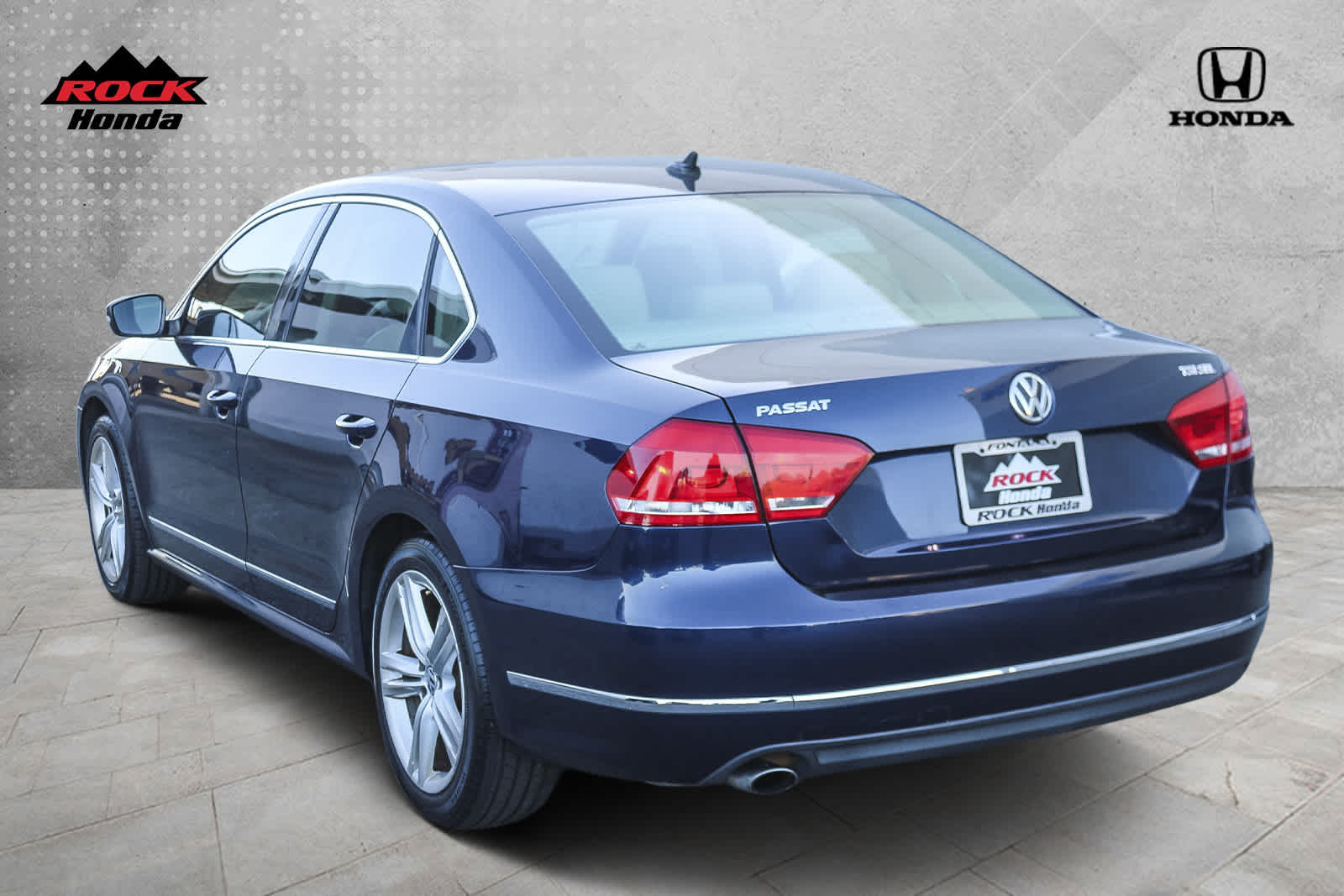 2015 Volkswagen Passat 1.8T SEL Premium 6