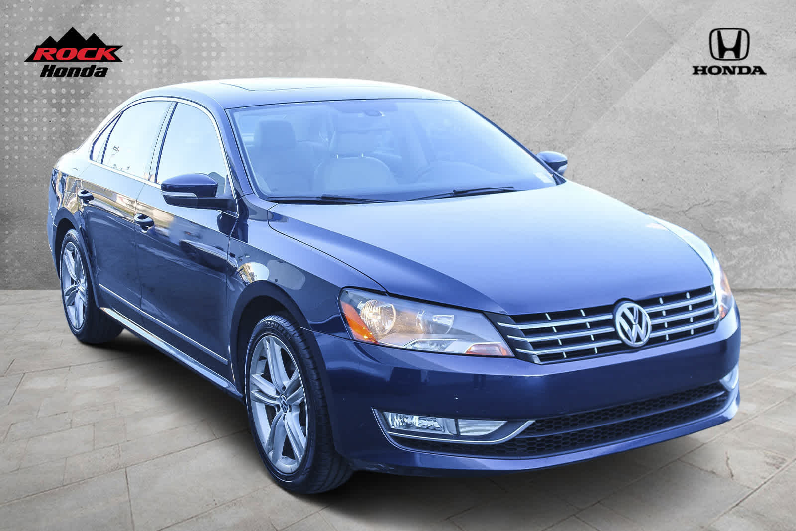 2015 Volkswagen Passat 1.8T SEL Premium 3