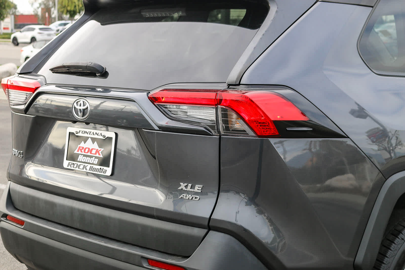 2021 Toyota RAV4 XLE 11