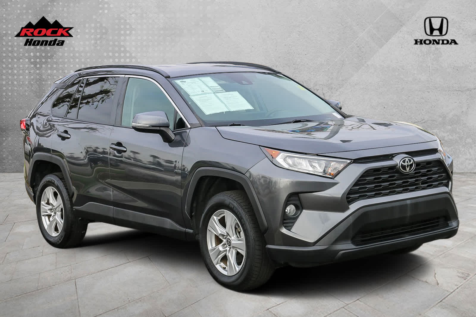 2021 Toyota RAV4 XLE 4