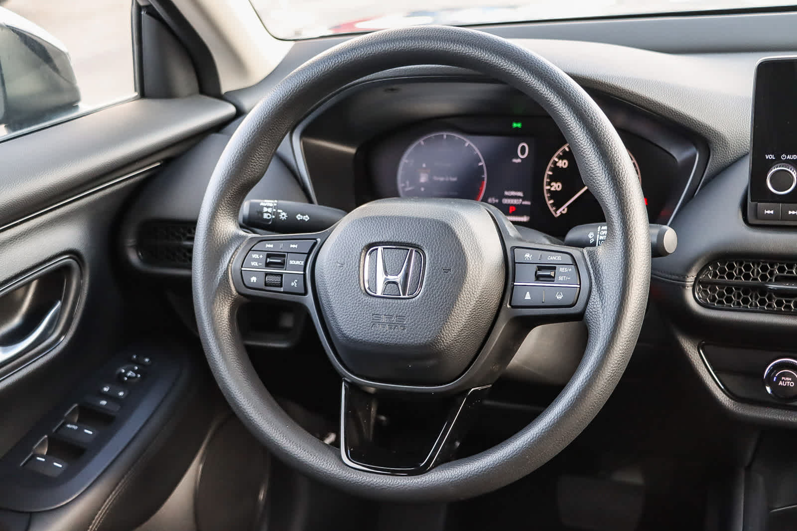 2025 Honda HR-V LX 16