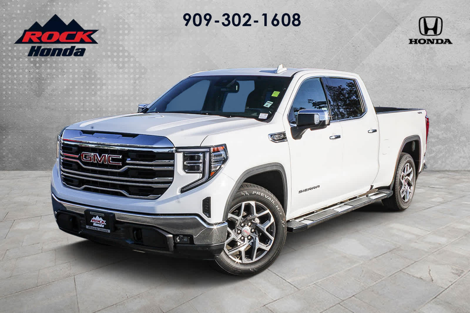 Summit White 2022 GMC Sierra 1500 SLT Crew Cab 4WD Pickup Truck Four-Wheel Drive Automatic
