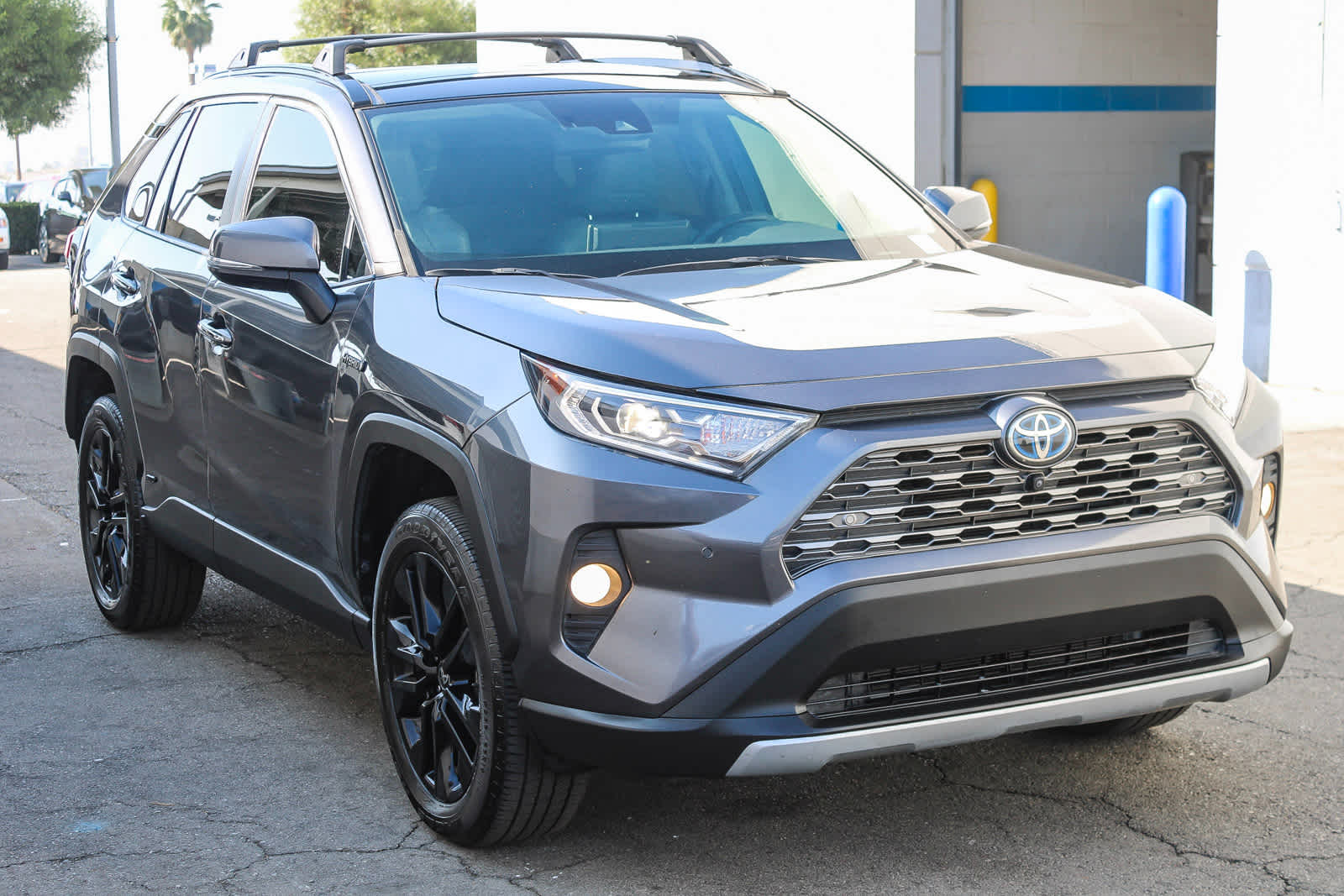 2021 Toyota RAV4 Hybrid Limited 3