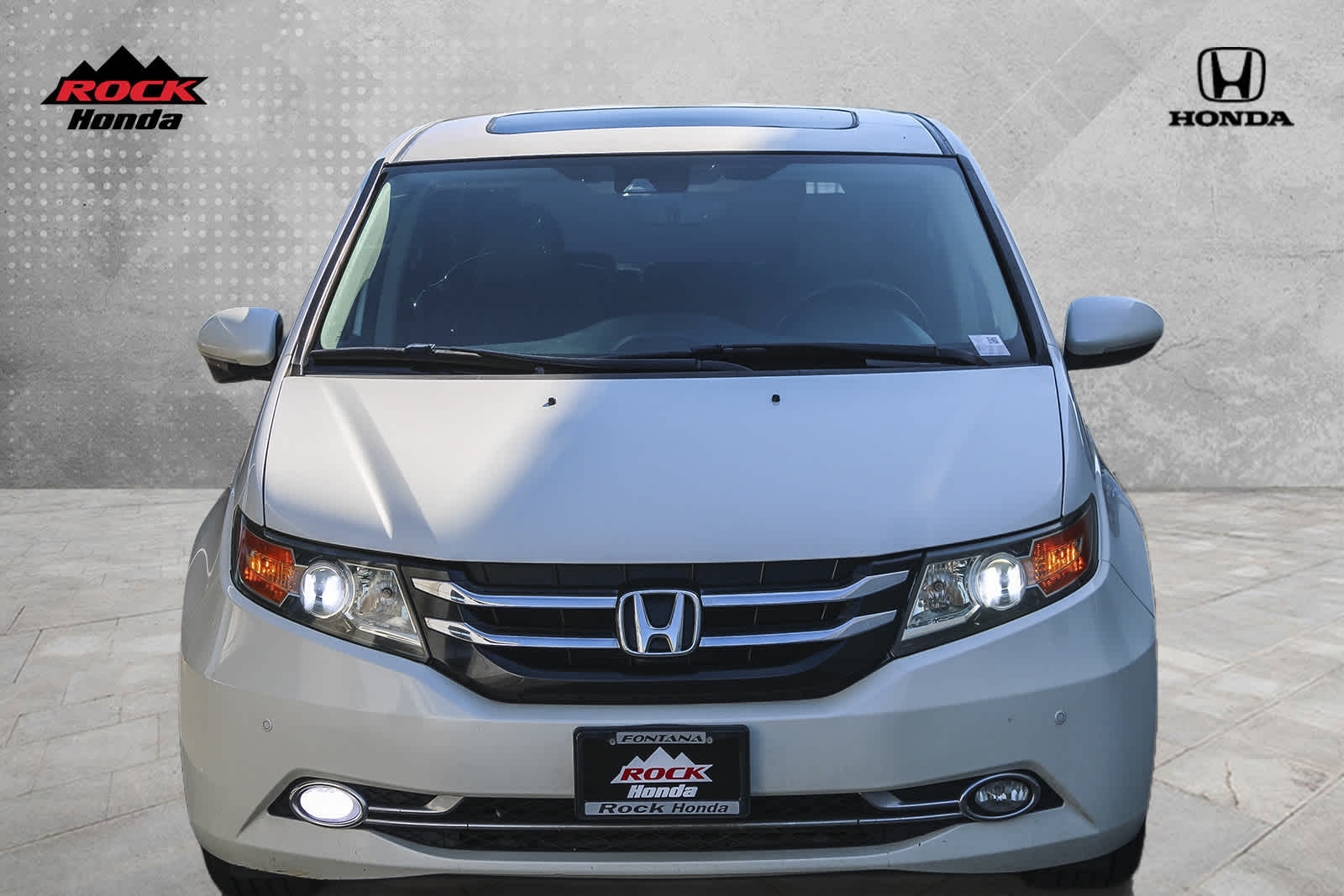 2015 Honda Odyssey Touring 2