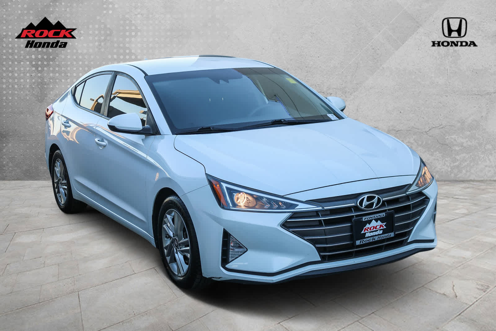 2020 Hyundai Elantra SEL 3