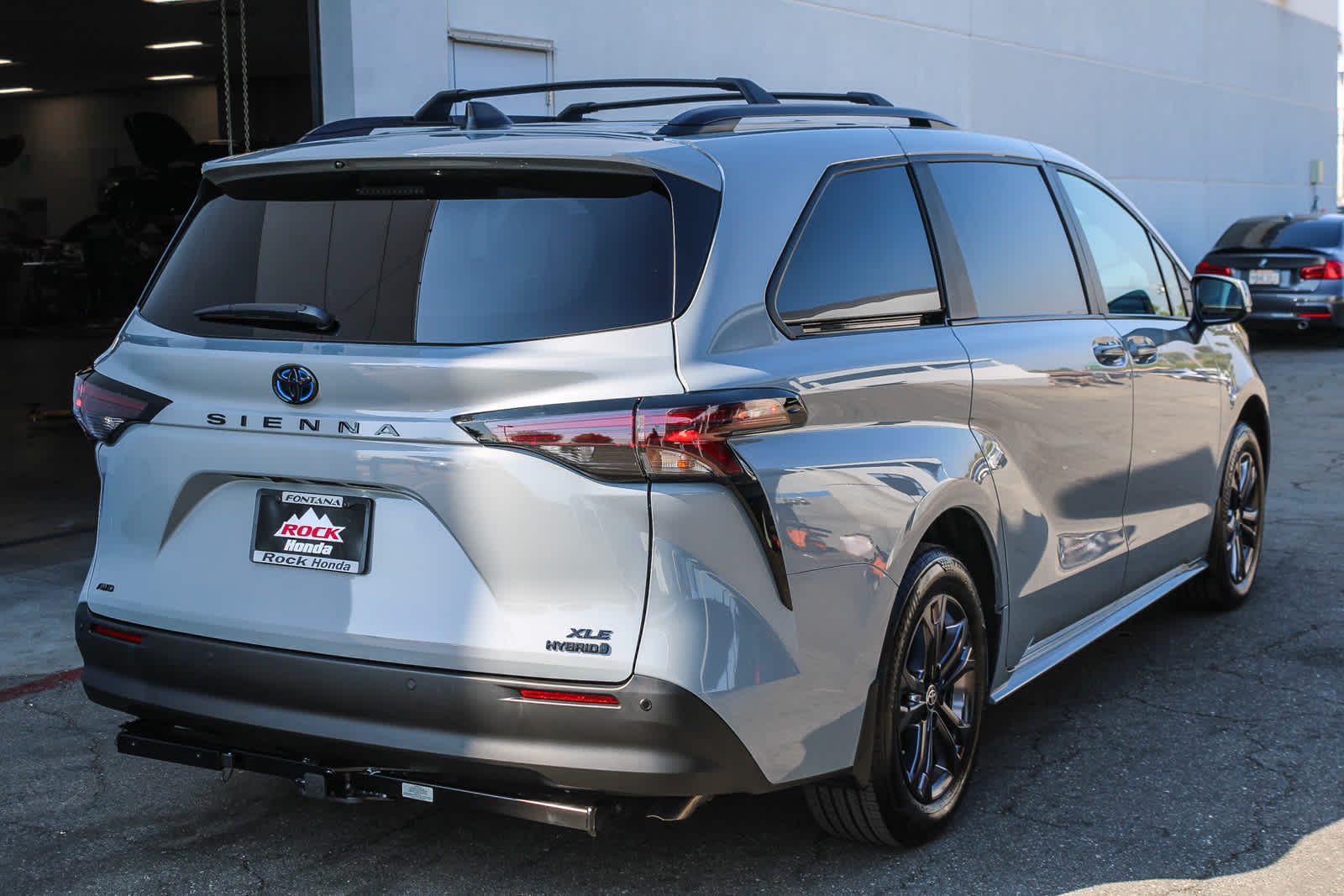 2024 Toyota Sienna Woodland Edition 8