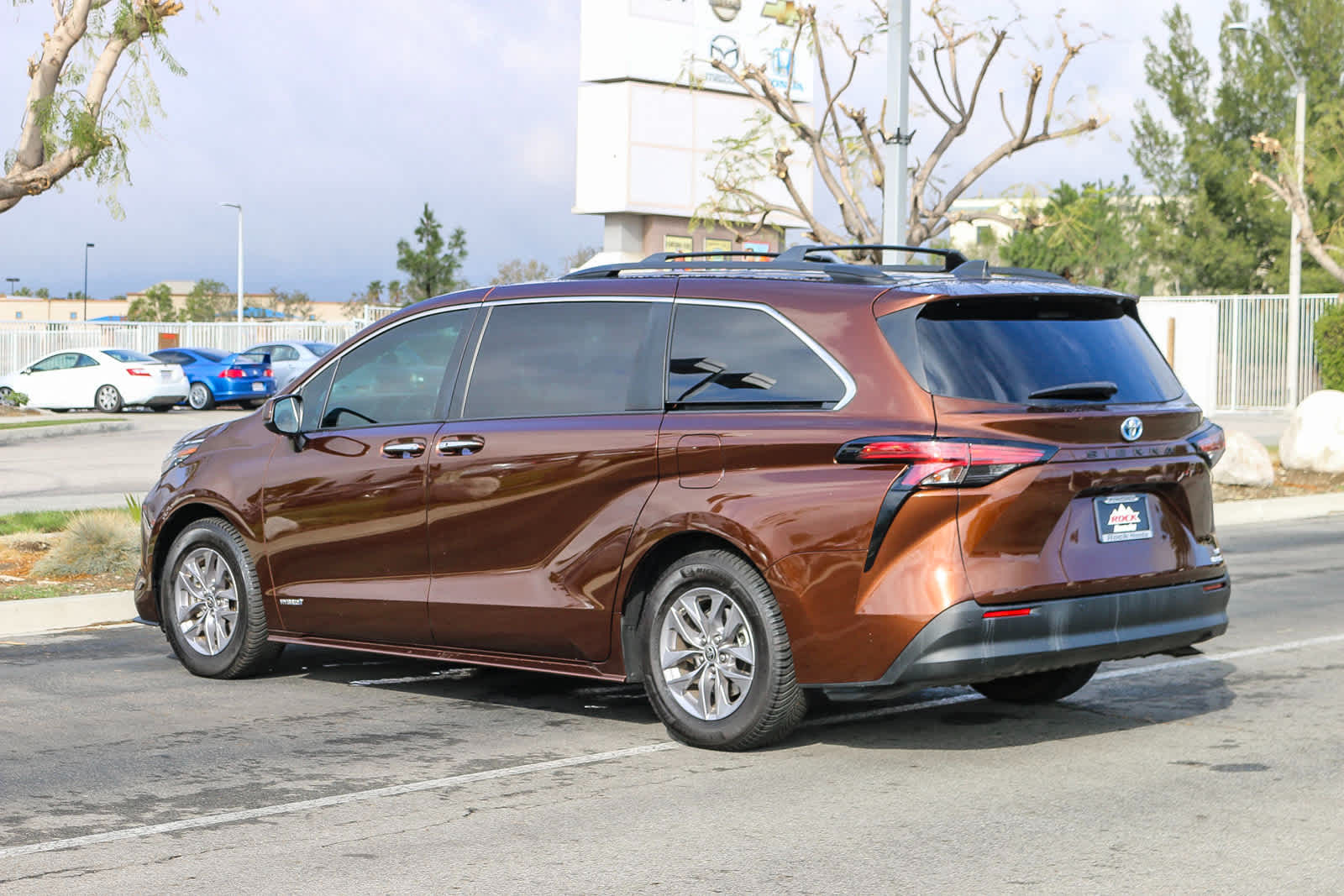 2021 Toyota Sienna XLE 7