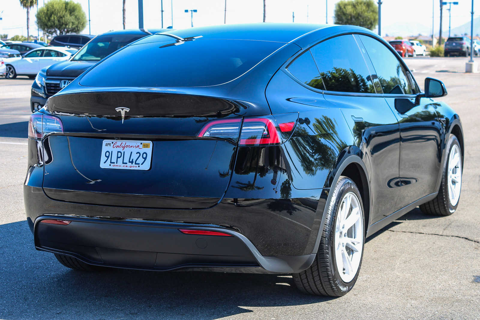 2024 Tesla Model Y  8