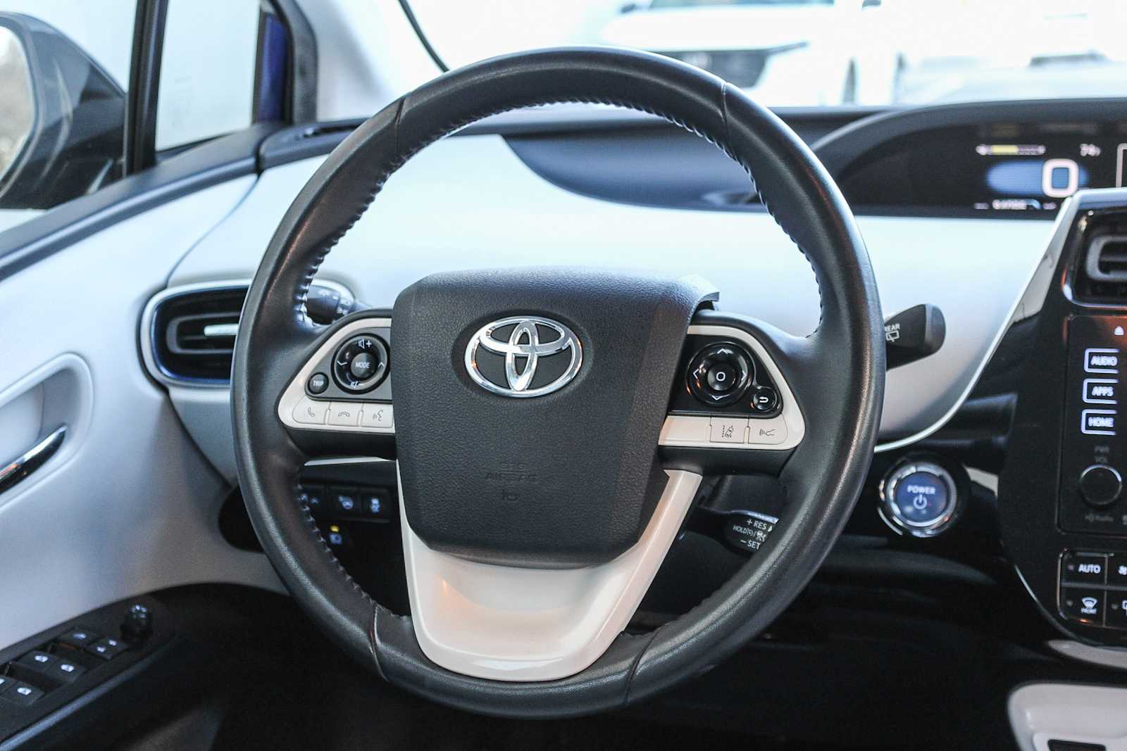 2017 Toyota Prius Three Touring 15