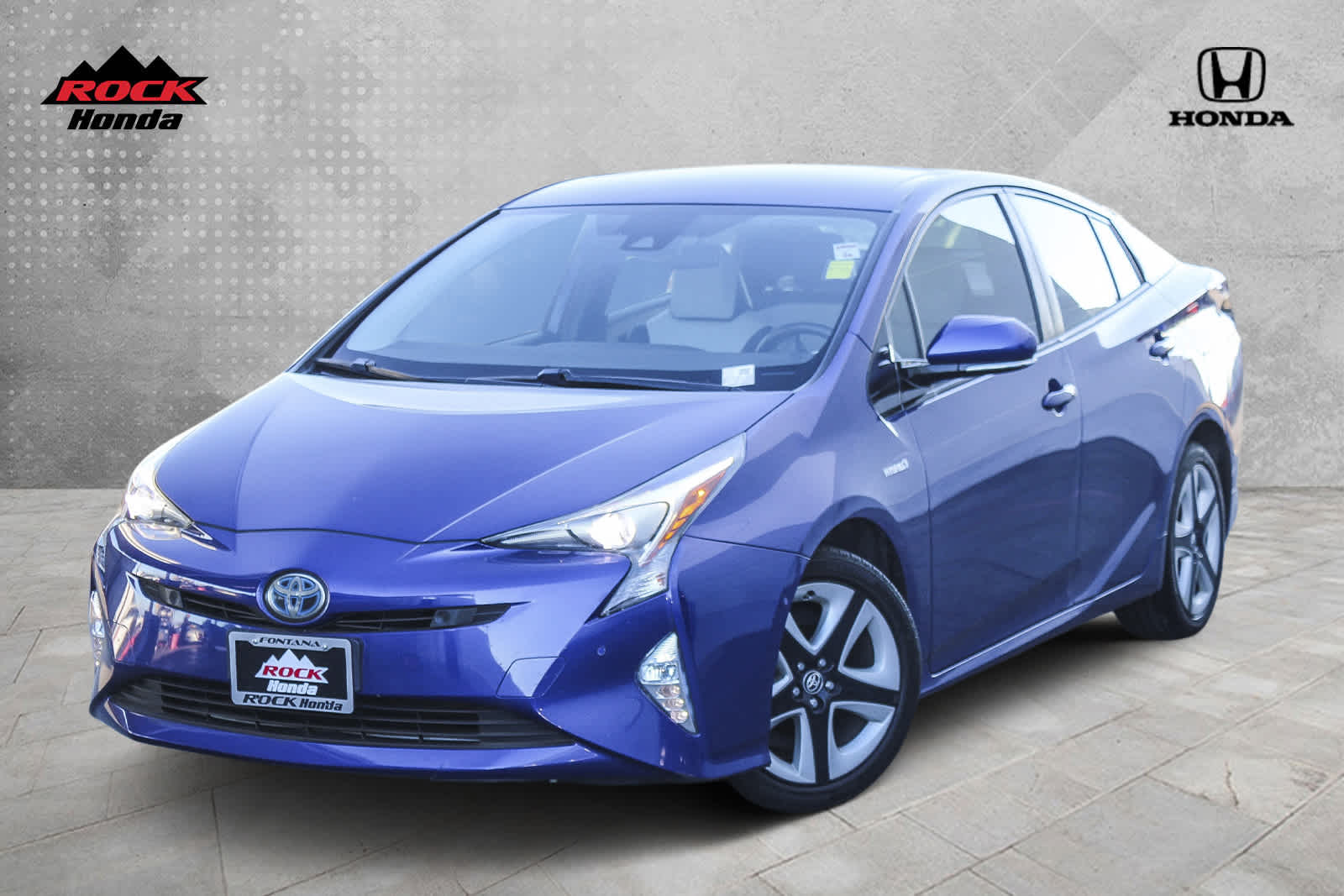 2017 Toyota Prius Three Touring 1