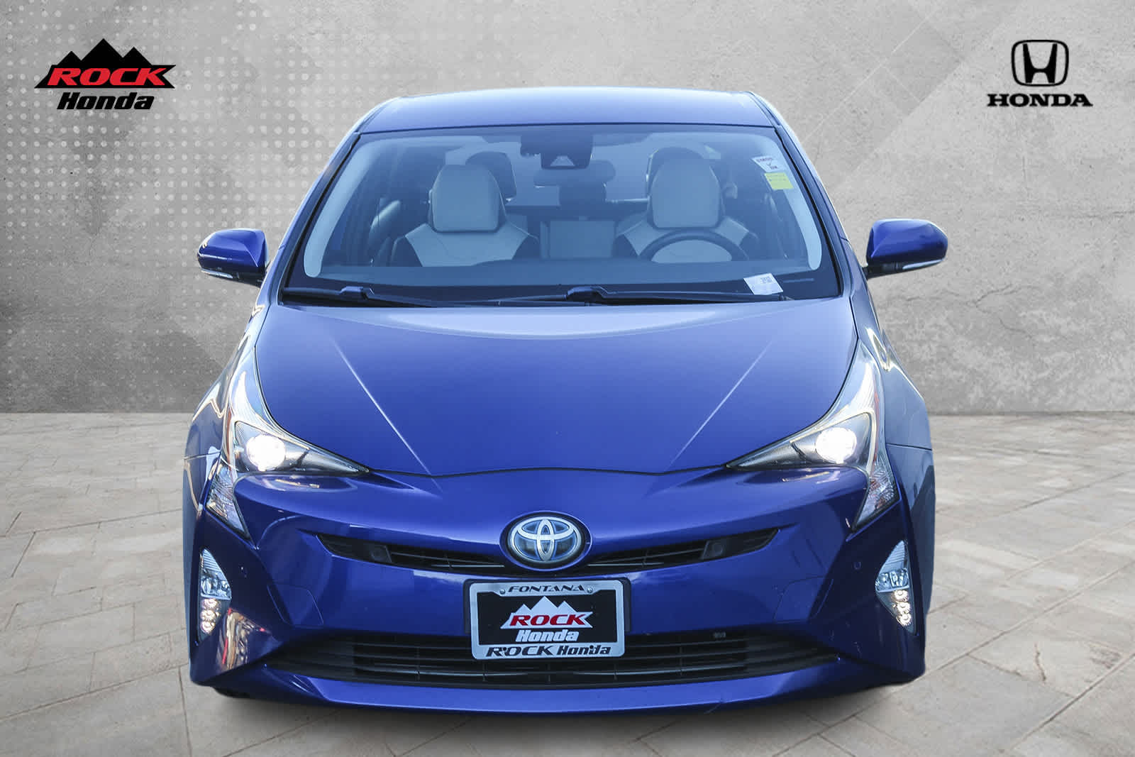 2017 Toyota Prius Three Touring 2