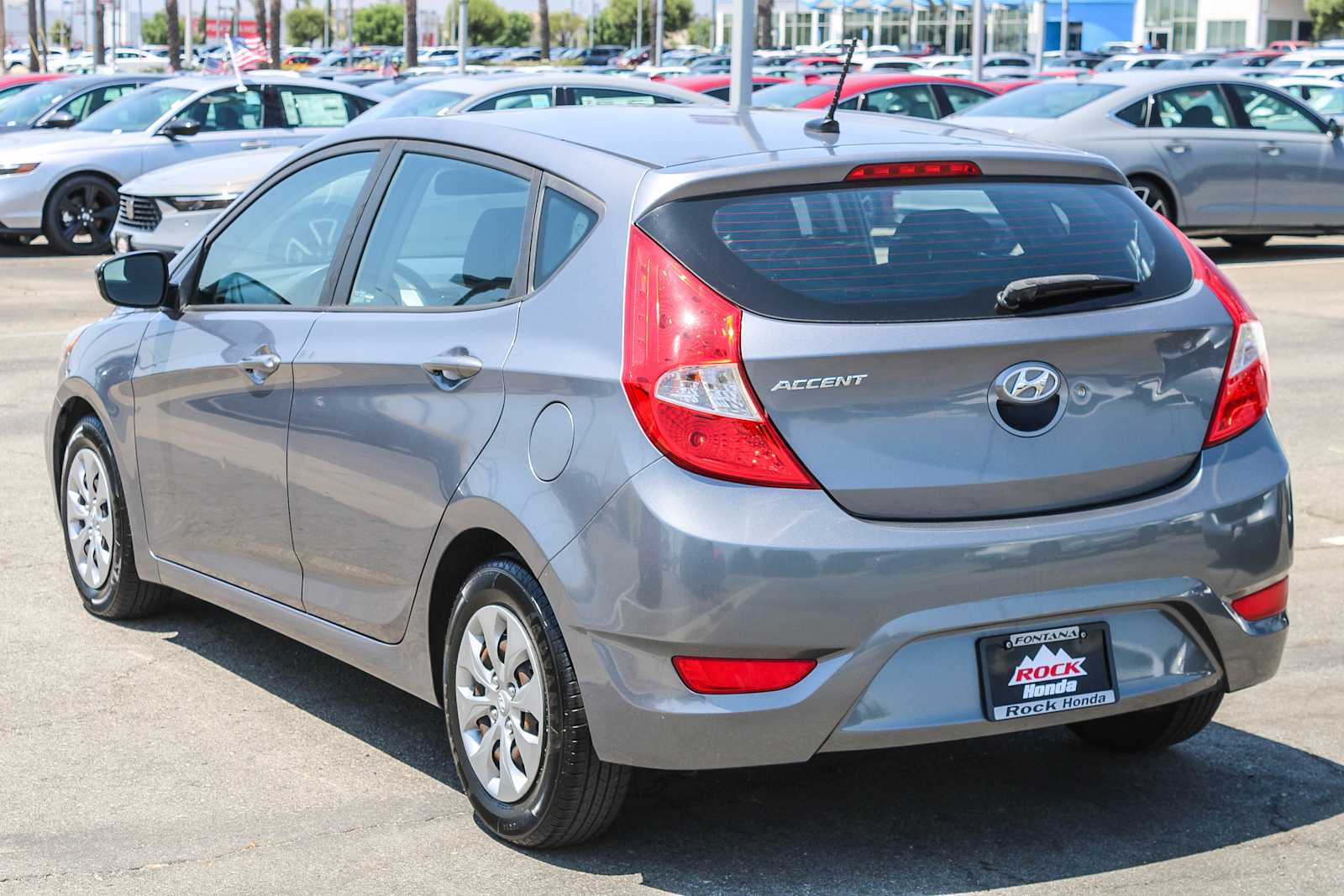 2017 Hyundai Accent SE 6