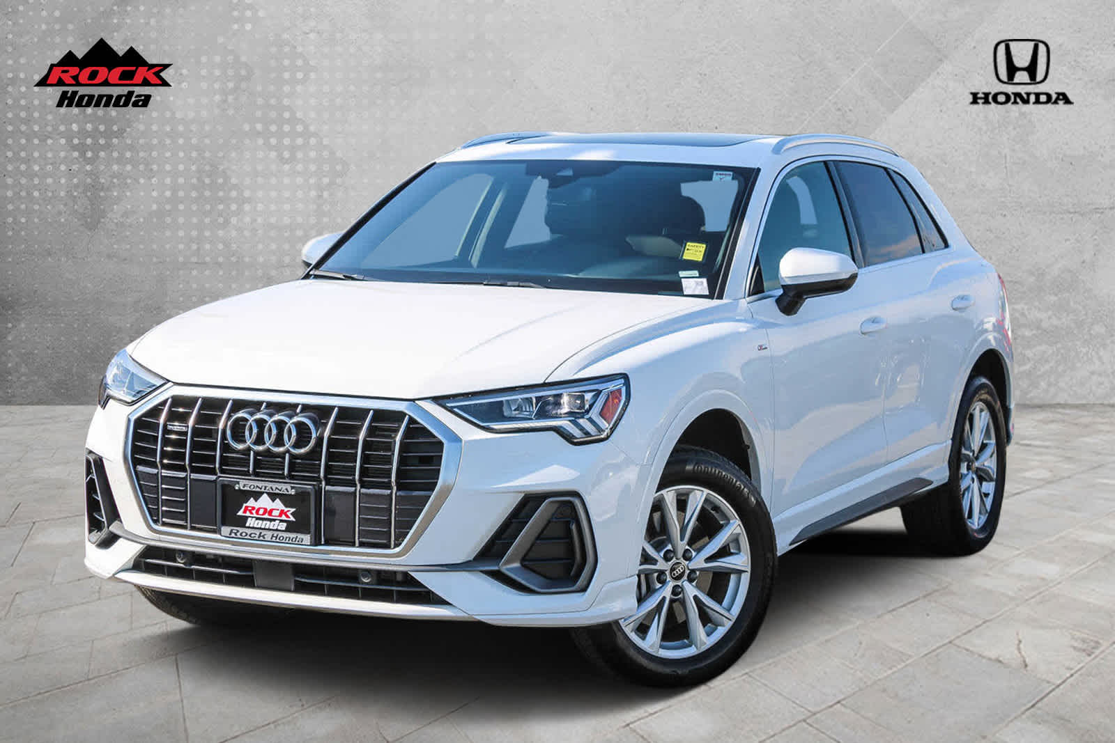 2023 Audi Q3 S line Premium 1