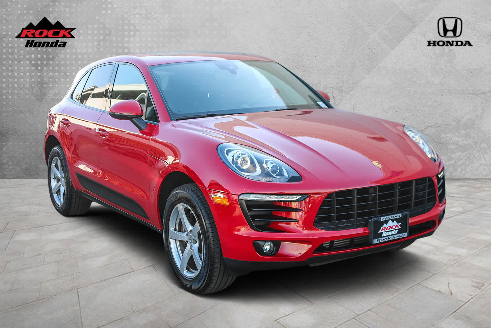 2018 Porsche Macan BASE 3