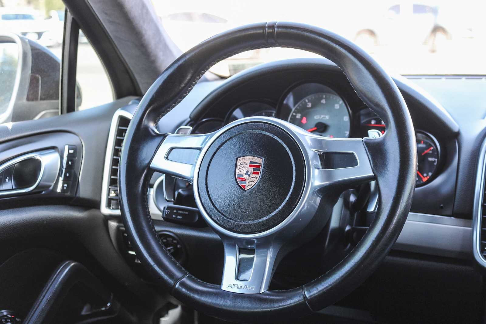 2013 Porsche Cayenne GTS 15