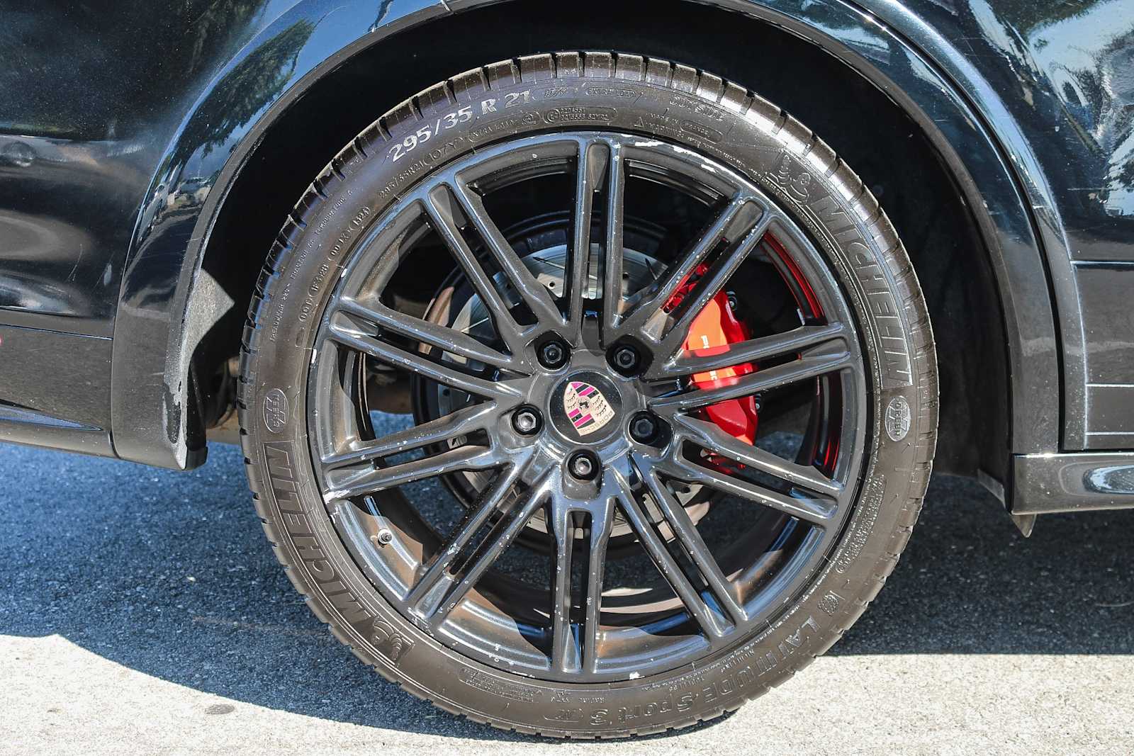 2013 Porsche Cayenne GTS 10