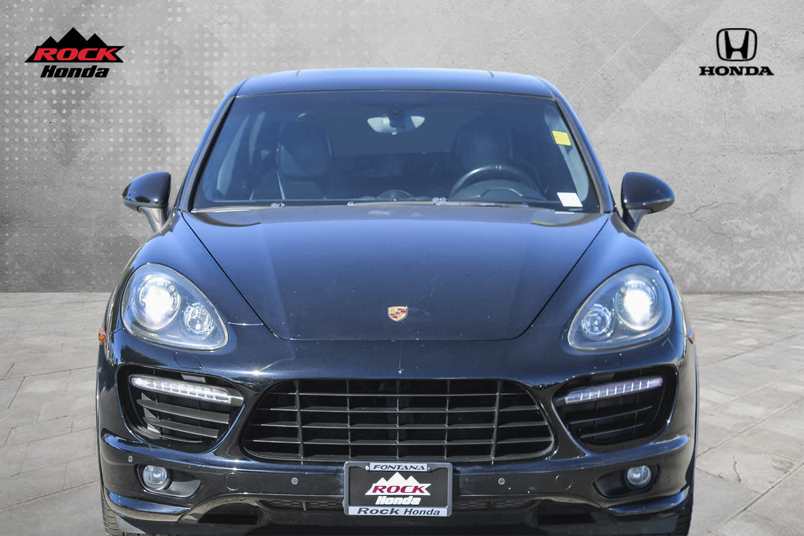 2013 Porsche Cayenne GTS 2