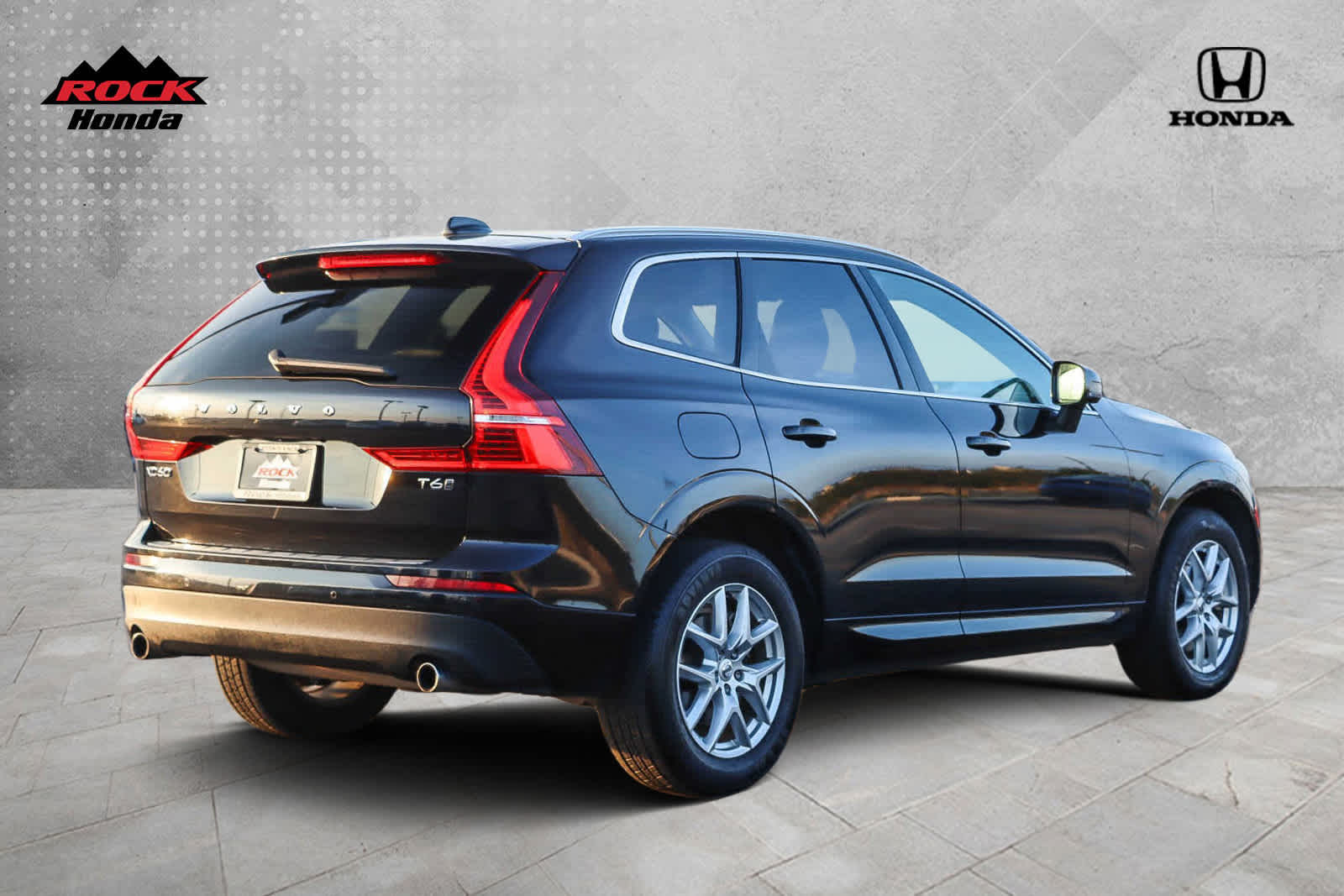 2021 Volvo XC60 Momentum 4