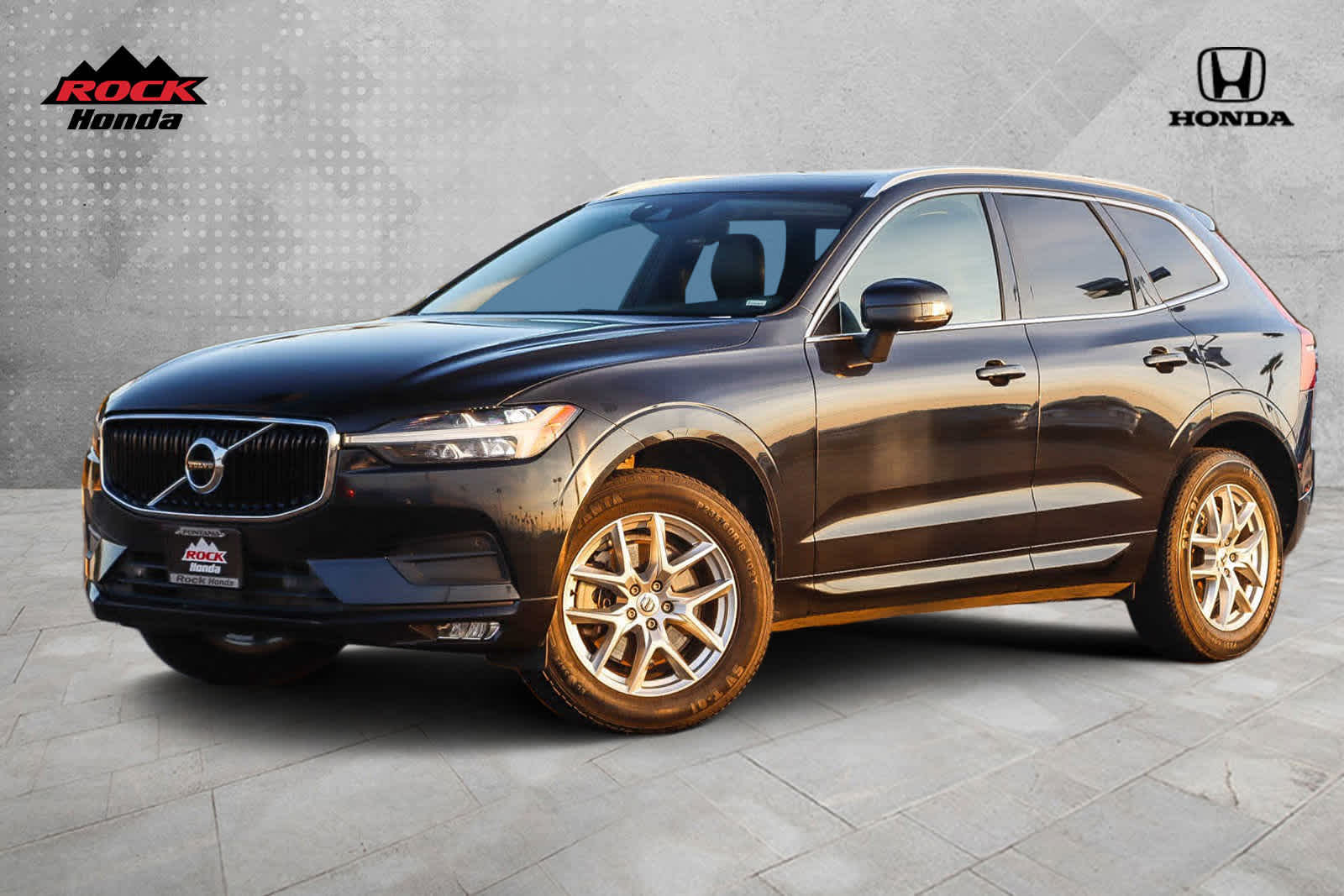 2021 Volvo XC60 Momentum 1