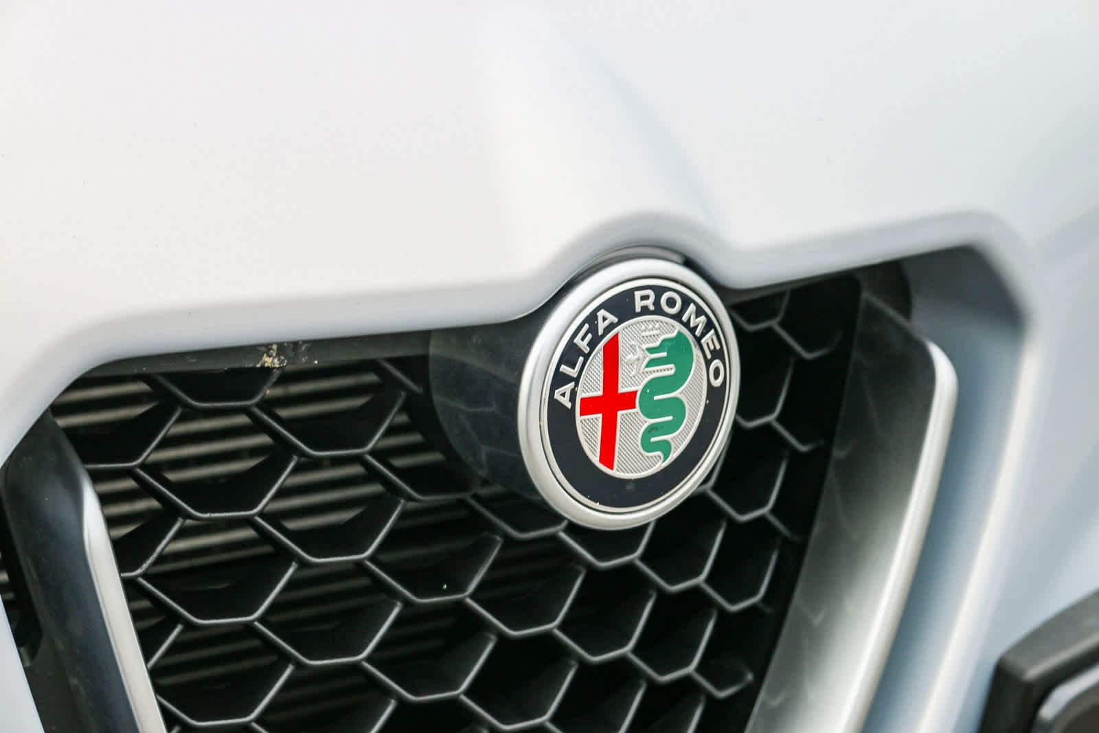 2022 Alfa Romeo Stelvio Ti 9