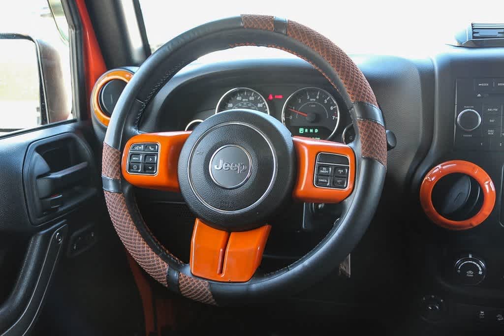 2015 Jeep Wrangler Unlimited Sport 14