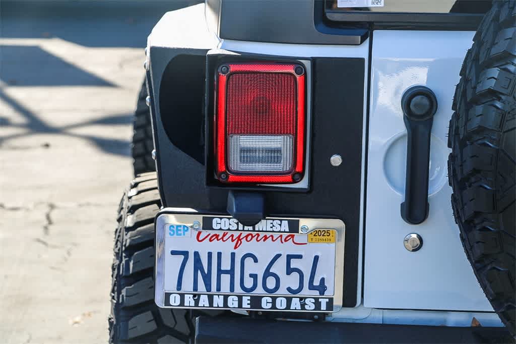 2015 Jeep Wrangler Unlimited Sport 10