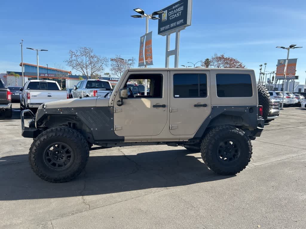 2016 Jeep Wrangler Unlimited Sahara 2