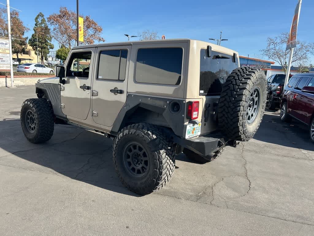 2016 Jeep Wrangler Unlimited Sahara 3