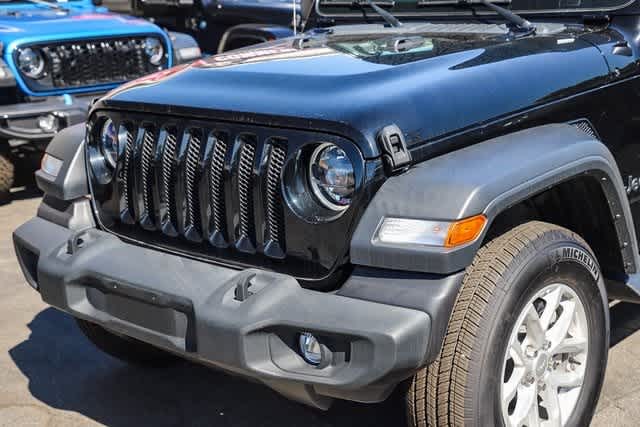 2023 Jeep Wrangler Sport 9