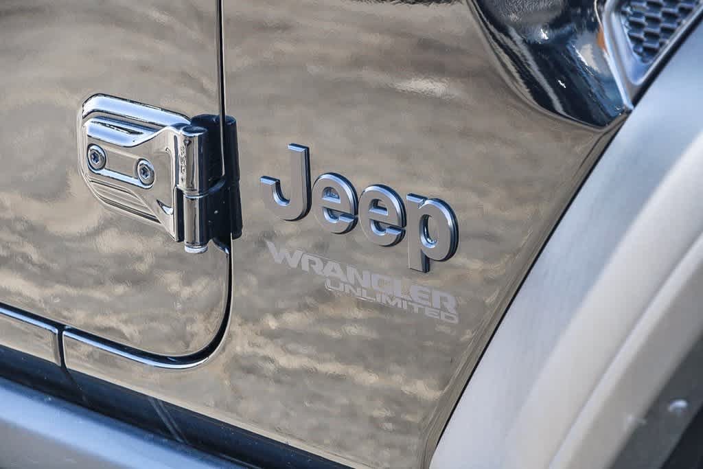 2020 Jeep Wrangler Unlimited Willys 9