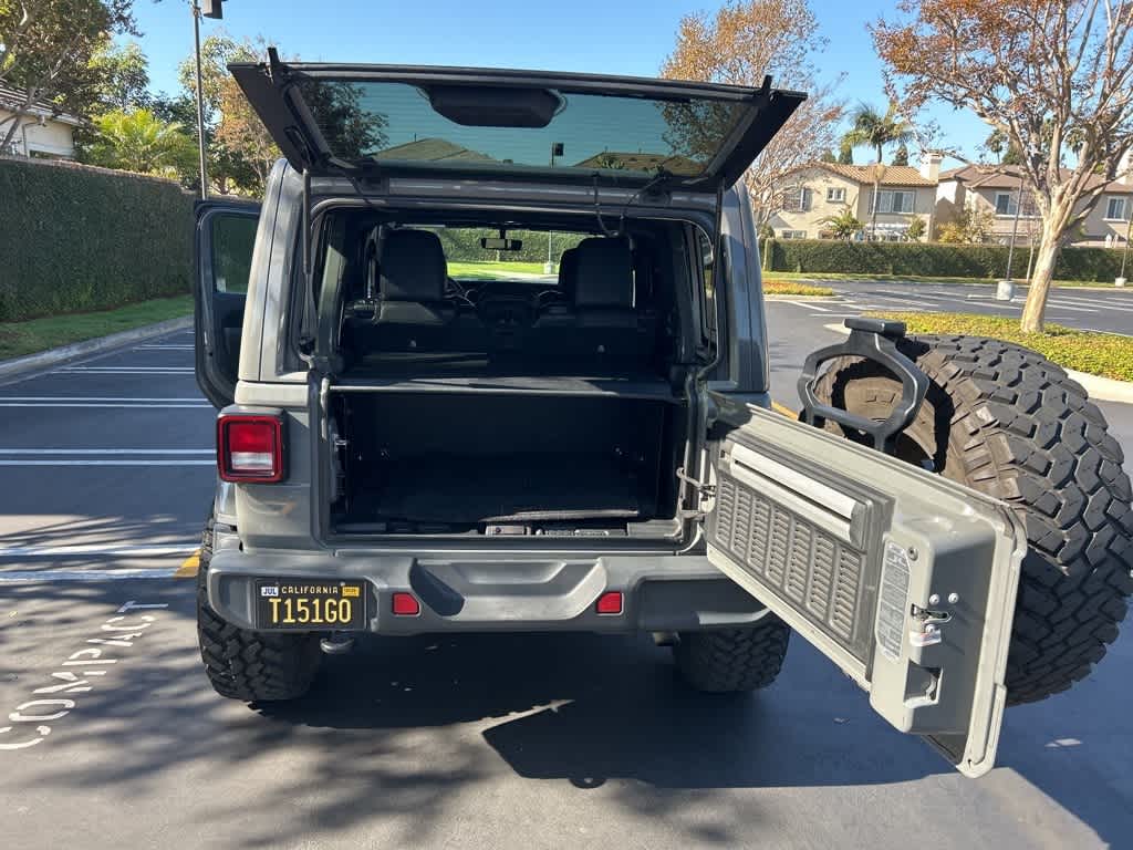 2018 Jeep Wrangler Unlimited Sahara 25