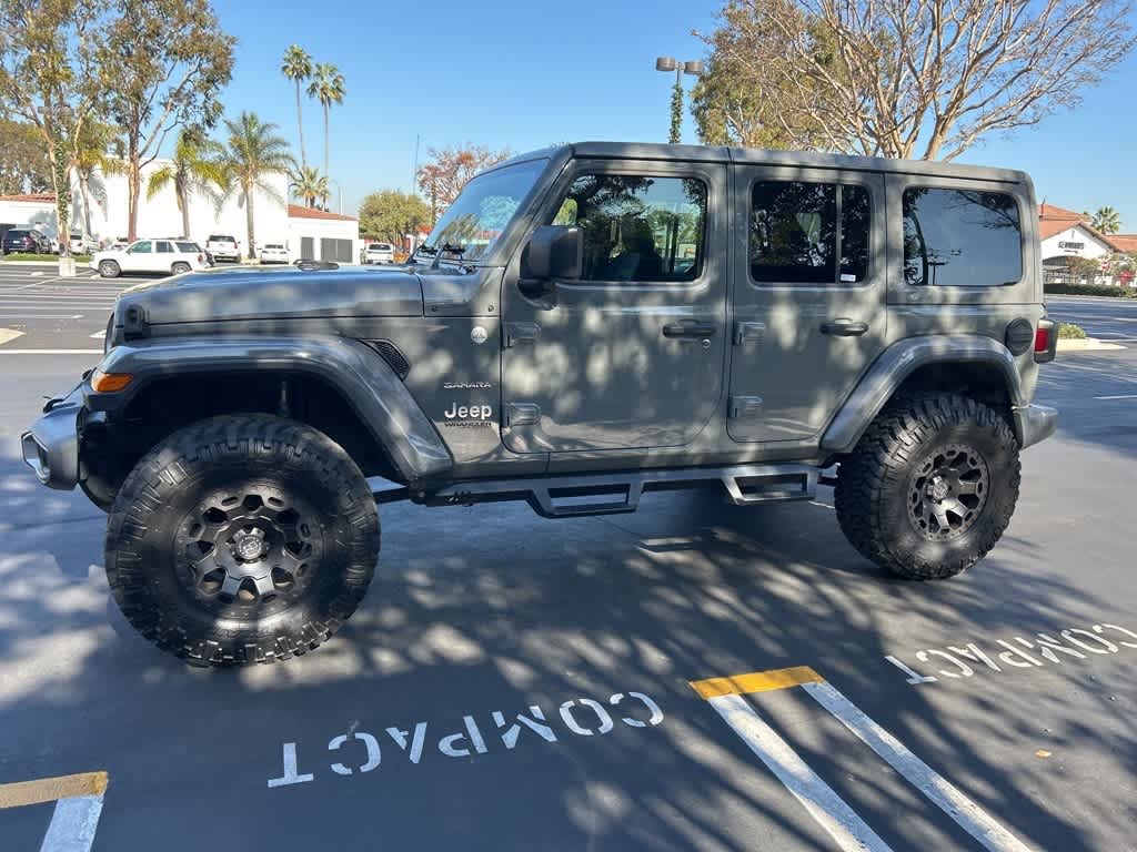 2018 Jeep Wrangler Unlimited Sahara 2