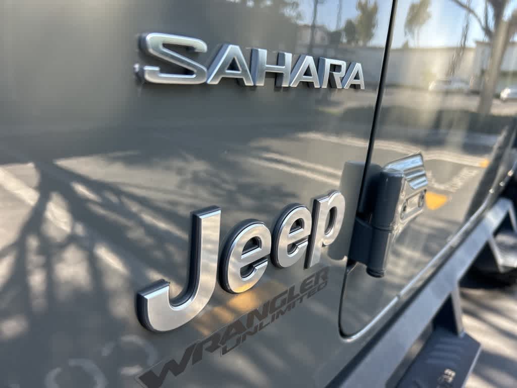 2018 Jeep Wrangler Unlimited Sahara 13