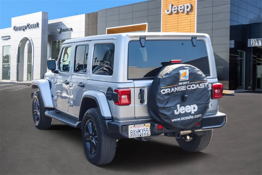 2021 Jeep Wrangler Unlimited Sahara Altitude 8